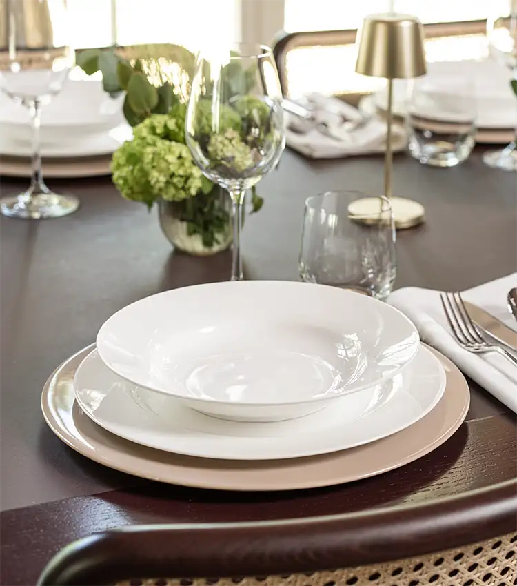 Fine Bone China Platzteller